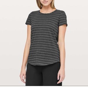 Lululemon  love crew stripe WORN ONCE SZ 6